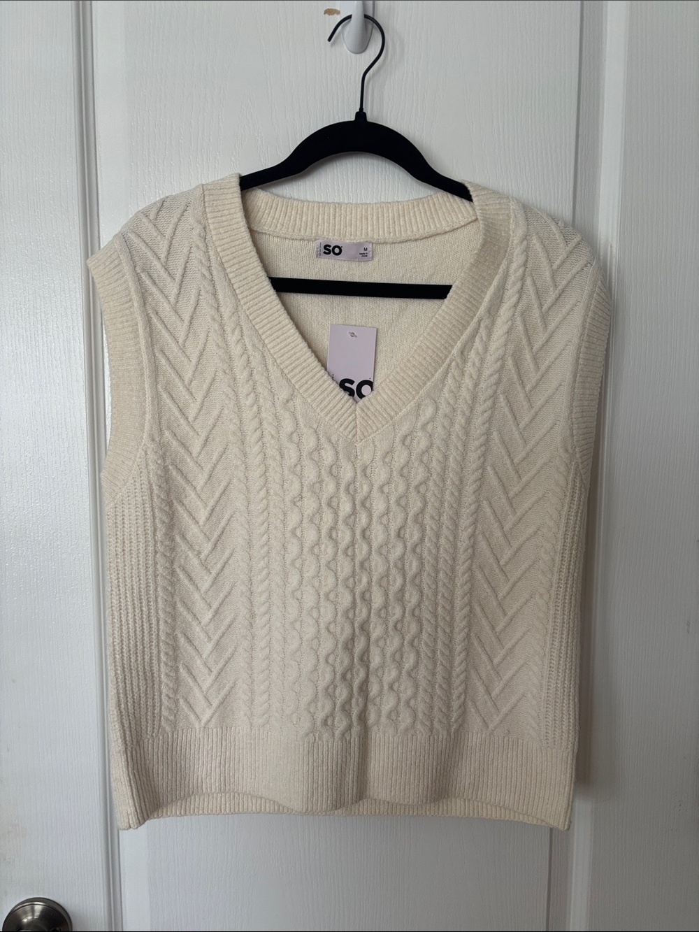 SO Cream Cable-Knit V-Neck Sweater Vest - Textured Knit